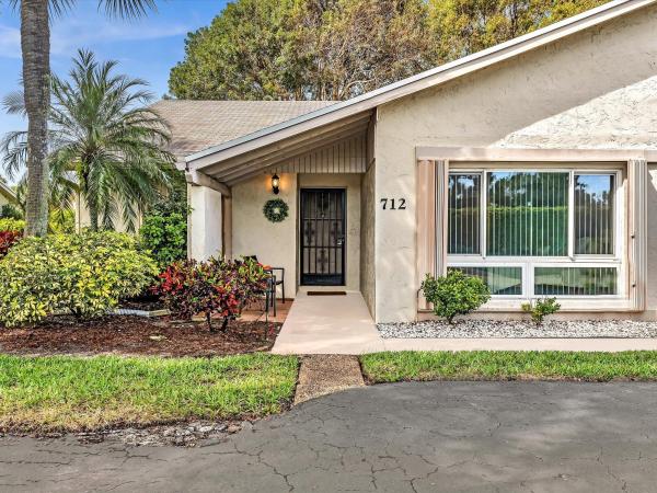 Lago Del Rey North, 712 Lago Rd, Delray Beach, Florida 33445, image 1