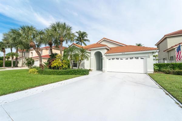 Lake Pointe At Lake Charleston, 7573 Brunson Cir, Lake Worth Beach, Florida 33467, image 1