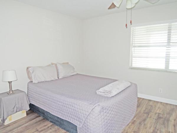 High Point Of Fort Pierce, 201 Manatee Ln #Apt C, Fort Pierce, Florida 34982, image 1