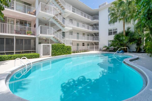 Peruvian Terrace, 401 Peruvian Ave #3040, Palm Beach, Florida 33480, image 1