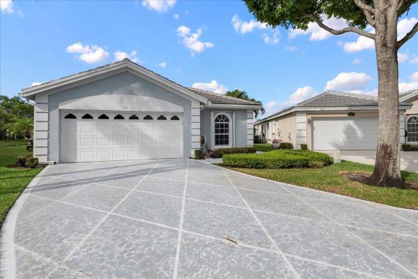 The Aviary At River Bridge, 117 Harbor Lake Cir, Greenacres, Florida 33413, image 1