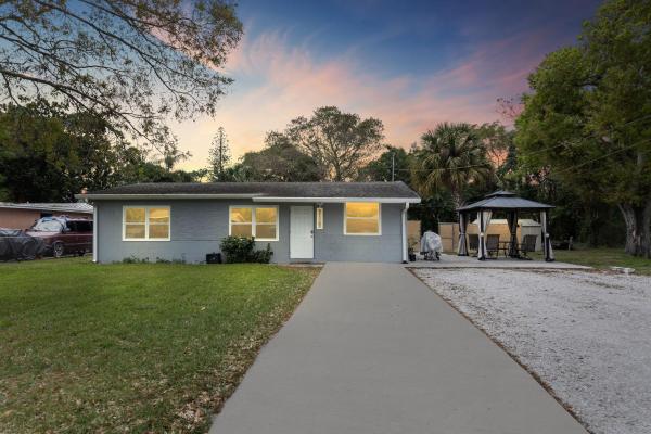 Floriana Park, 405 N 21st St, Fort Pierce, Florida 34950, image 1