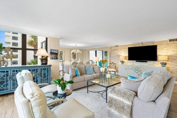 La Fontana, 2003 N Ocean Blvd #401, Boca Raton, Florida 33431, image 2