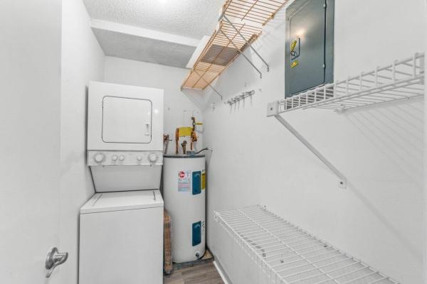 Boca Teeca, 250 NW 67th St #124, Boca Raton, Florida 33487, image 1