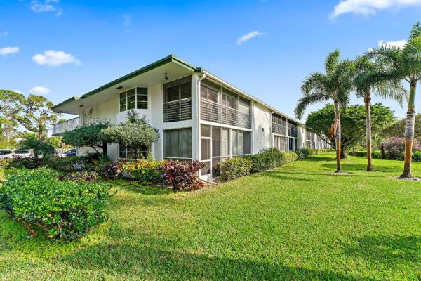 Tequesta Garden, 11 Garden St #108T, Tequesta, Florida 33469, image 1