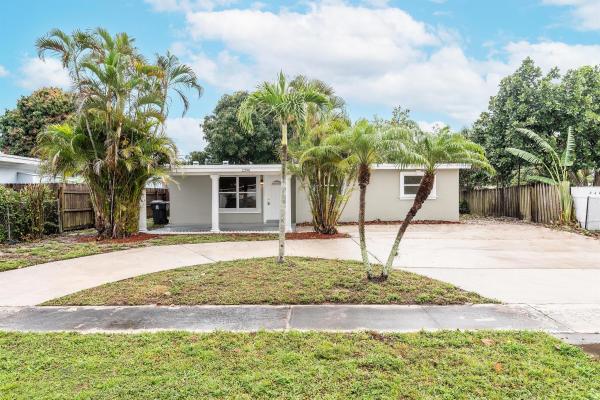 Forest Hill Village, 2396 Lynn Dr, West Palm Beach, Florida 33415, image 1