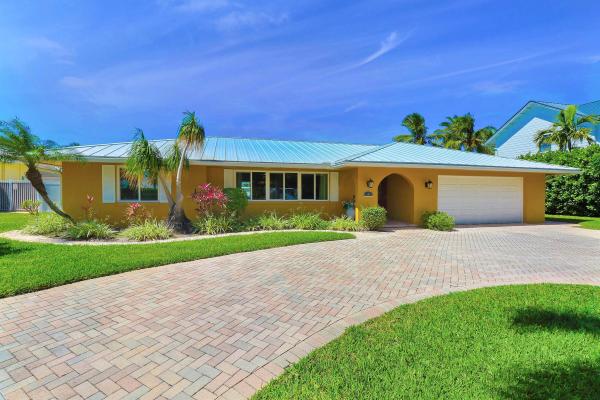 Country Club Point, 147 Gulfstream Dr, Tequesta, Florida 33469, image 1