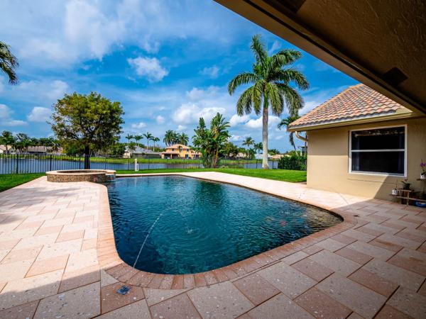 Lakeview Estates, 6683 Blue Bay Cir, Lake Worth, Florida 33467, image 1