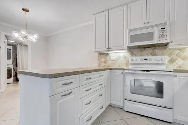 Garden Lakes, 711 7th Ln, Palm Beach Gardens, Florida 33418, image 3