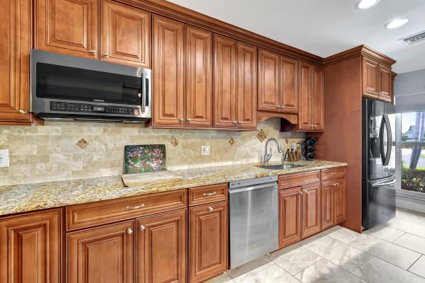 The Pines Of Delray, 1040 N Palm Ln #C, Delray Beach, Florida 33445, image 3