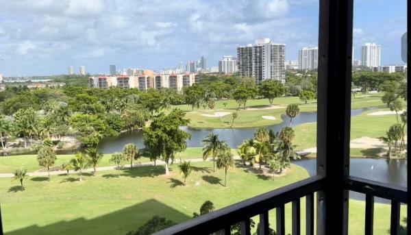 Coronado Tower 3, 20379 W Country Club Dr #940, Aventura, Florida 33180, image 2