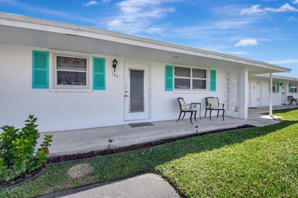 Palm Beach Leisureville Summers Lake, 1191 SW Lake Cir #104, Boynton Beach, Florida 33426, image 1