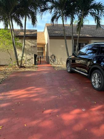 Cinnamon, 5197 S Peppercorn St #5197, Palm Beach Gardens, Florida 33418, image 1