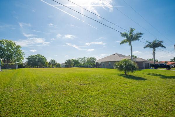 2343 SW Kent Cir, Port St. Lucie, Florida 34953, image 1