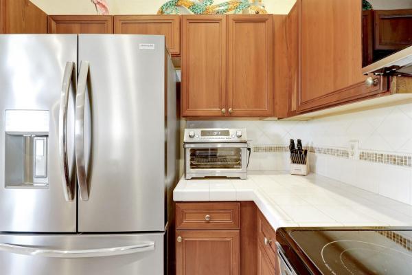 Sierra Bay, 3201 Scarletta Dr, Riviera Beach, Florida 33404, image 1