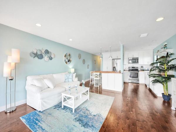 Key Haven, 360 Wilma Cir #5, Riviera Beach, Florida 33404, image 1