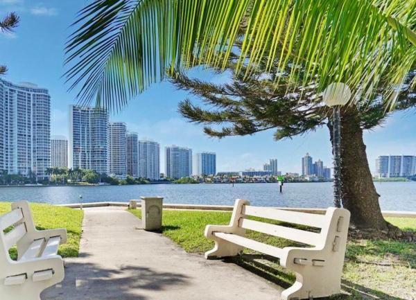 Winston Towers 500, 301 174th St #2019, Sunny Isles Beach, Florida 33160, image 3