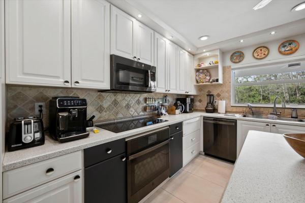 Homeland, 11459 Hawk Holw, Lake Worth, Florida 33449, image 1