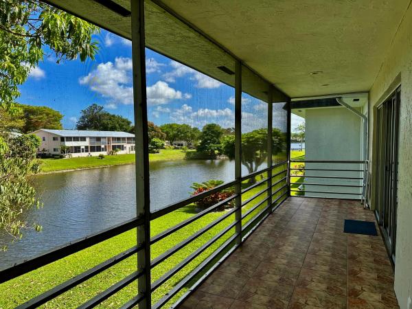 Oxford At Century Village, 201 Oxford 300, West Palm Beach, Florida 33417, image 1
