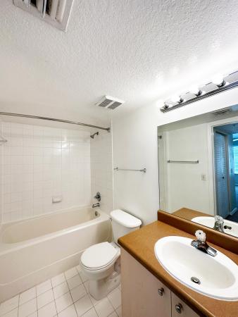 Emerald Isle At Laguna Lakes, 4151 San Marino Blvd #304, West Palm Beach, Florida 33409, image 2