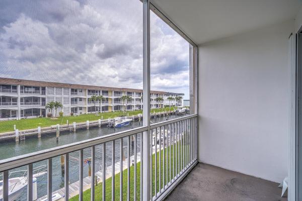 Lake Colony, 111 Doolen Ct #202, North Palm Beach, Florida 33408, image 2