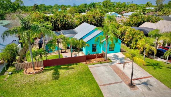 1294 SW Vizcaya Cir, Florida 34990, image 1