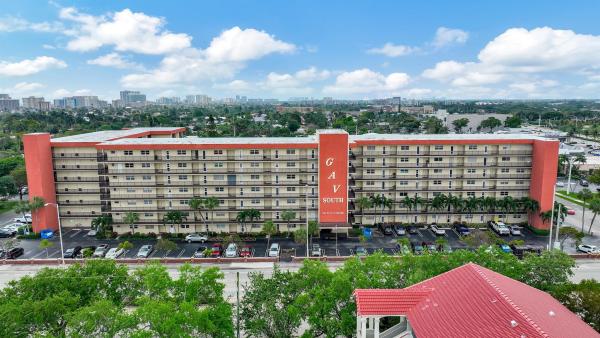 Garden Aire Village South, 2350 NE 14th St Cswy #714, Pompano Beach, Florida 33062, image 1