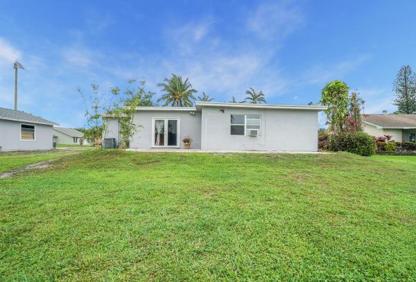 Hypoluxo Village, 3230 Buccaneer Rd, Lake Worth, Florida 33462, image 1