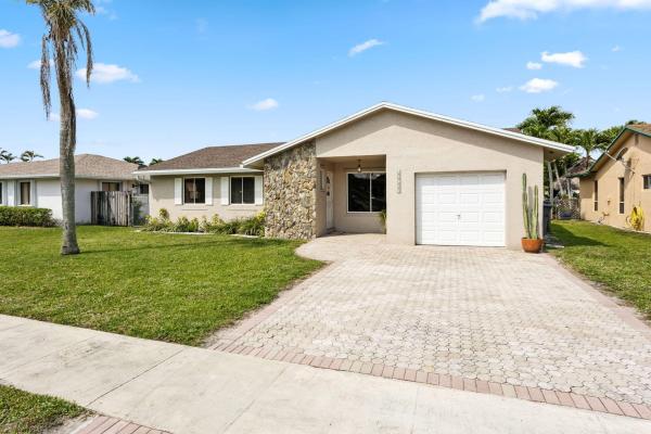 Sandalfoot Estates East, 22705 SW 53rd Ave, Boca Raton, Florida 33433, image 1