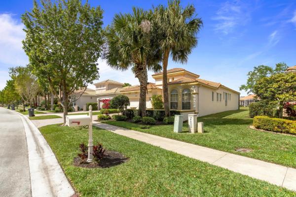 Buena Vida, 8733 Via Grande, Wellington, Florida 33411, image 1