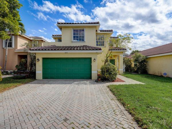 Crescent Creek, 4042 Crescent Creek Pl, Coconut Creek, Florida 33073, image 1
