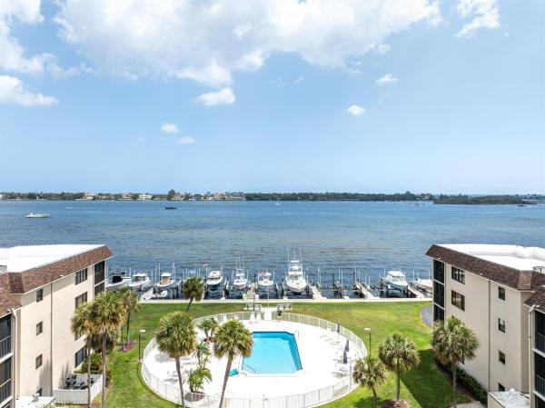 Inlet Harbor Club, 2424 N Federal Hwy #203, Boynton Beach, Florida 33435, image 1