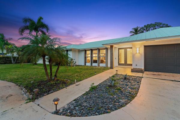 Moores Landing, 15380 Palmwood Rd, Palm Beach Gardens, Florida 33410, image 1