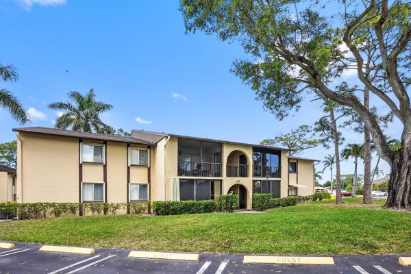 Pine Ridge South 4, 417 Pine Glen Ln #D-1, Greenacres, Florida 33463, image 2