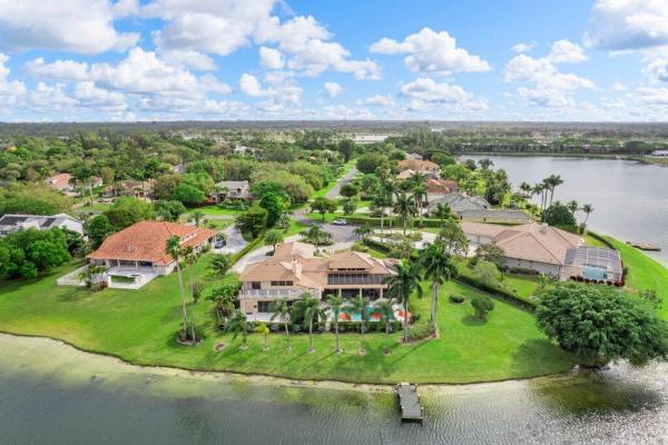 Banyan Lakes, 8631 Wendy Cir, West Palm Beach, Florida 33411, image 1