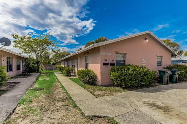 Atlantic Park Gardens, 122 SW 12th Ave, Delray Beach, Florida 33444, image 1