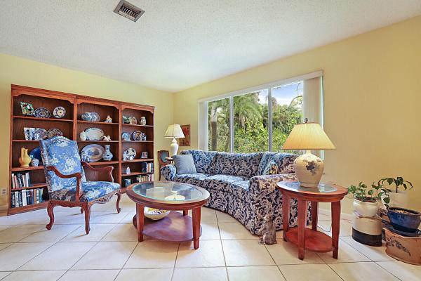 Woodside Estates, 4819 Center St, Jupiter, Florida 33458, image 1