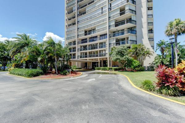 Jefferson Tower, 2425 Presidential Way #1503, West Palm Beach, Florida 33401, image 1