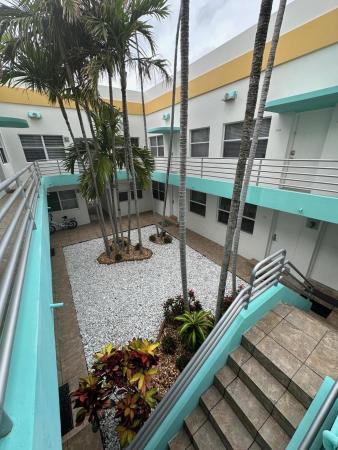 Sea Crest, 326 Wilson St #106, Hollywood, Florida 33019, image 2