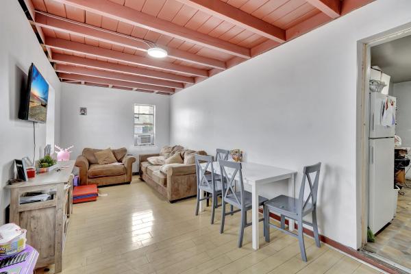 Kirklington Park, 150 W Blue Heron Blvd, Riviera Beach, Florida 33404, image 2