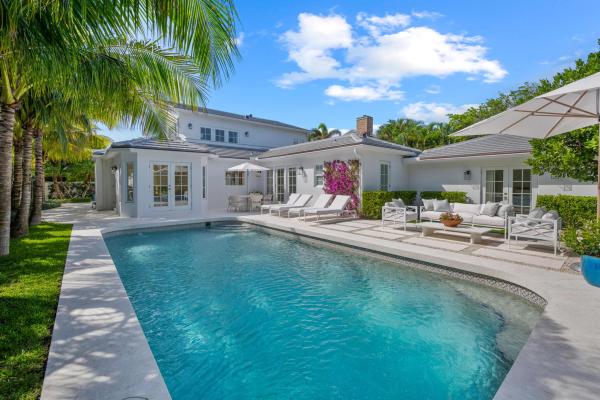 Woods Landing, 581 E Woods Rd, Palm Beach, Florida 33480, image 1