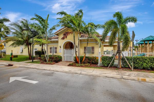 Cricket Club, 1010 NW 40th Way, Lauderhill, Florida 33313, image 3