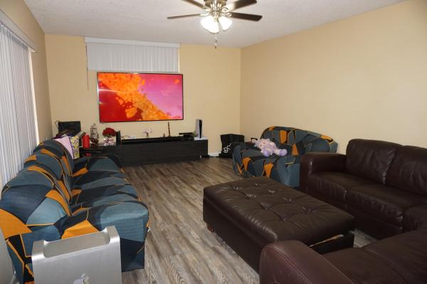 Springdale, 162 Springdale Cir, Palm Springs, Florida 33461, image 2