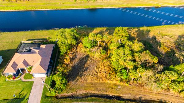 2201 SW Salmon Rd, Port St. Lucie, Florida 34953, image 2