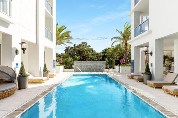 Royal Palm Residences, 475 E Royal Palm Rd #406w, Boca Raton, Florida 33432, image 2