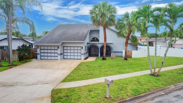 Indian Wells, 6293 Madras Cir, Boynton Beach, Florida 33437, image 1
