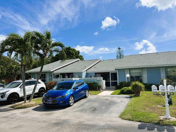 The Villas At Lucerne Lakes, 4180 Lucerne Villas Ln, Lake Worth Beach, Florida 33467, image 1