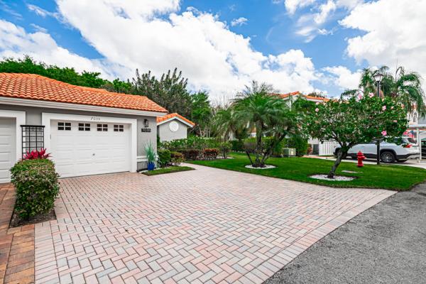 Palm Isles, 7035 Summer Tree Dr, Boynton Beach, Florida 33437, image 1