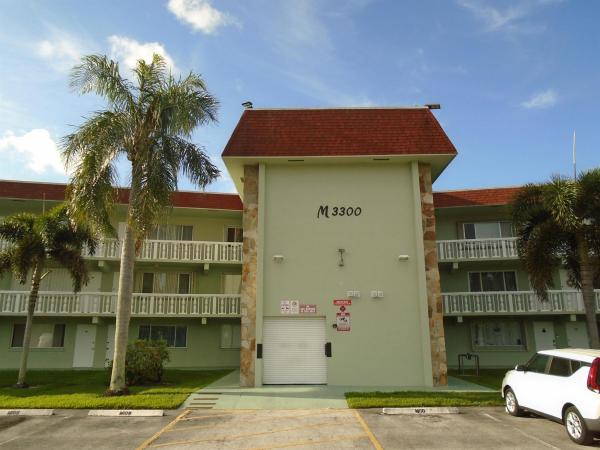 Regal Palms, 3300 Springdale Blvd #202, Palm Springs, Florida 33461, image 1