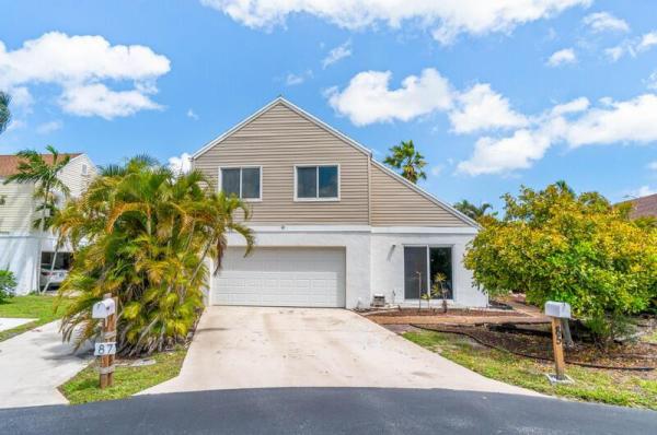 Boynton Lakes North, 85 Buxton Ln, Boynton Beach, Florida 33426, image 1